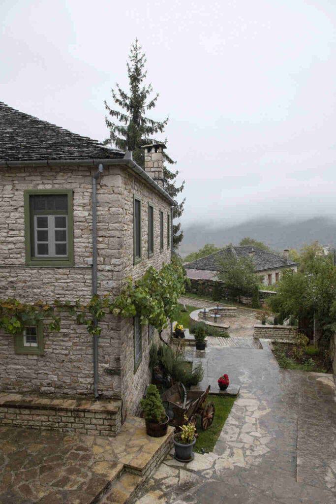 Pindus mountain range - Zagorohoria - Gastronomy Tours ΑΝΩ ΠΕΔΙΝΑ 01 1025x1536 1 - Gastronomy Tours